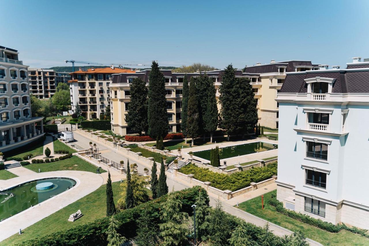 Marina Azur- 100m From The Beach! Luxury Apartment!